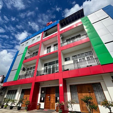 Dj Hotel Raha Exterior foto
